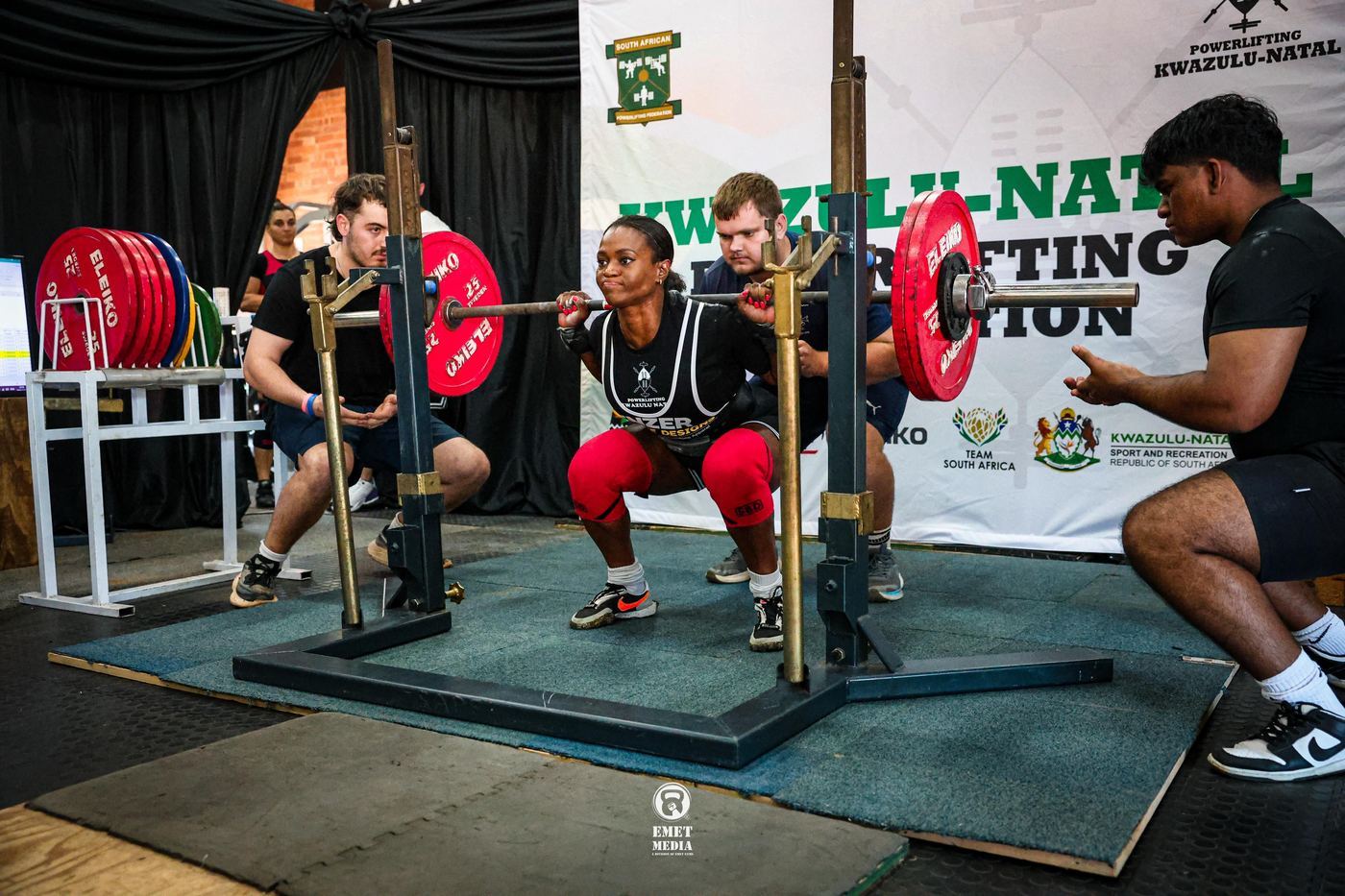 Amanda Wren Kobus squatting at KwaZulu-Natal Powerlifting Federation